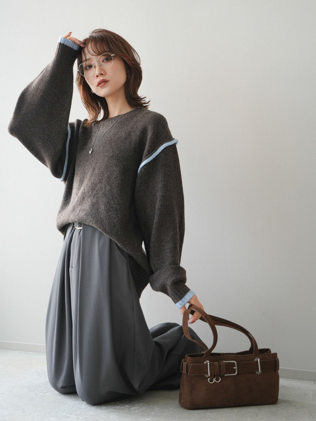 [予約]バイカラーパイピングニットプルオーバー/brown