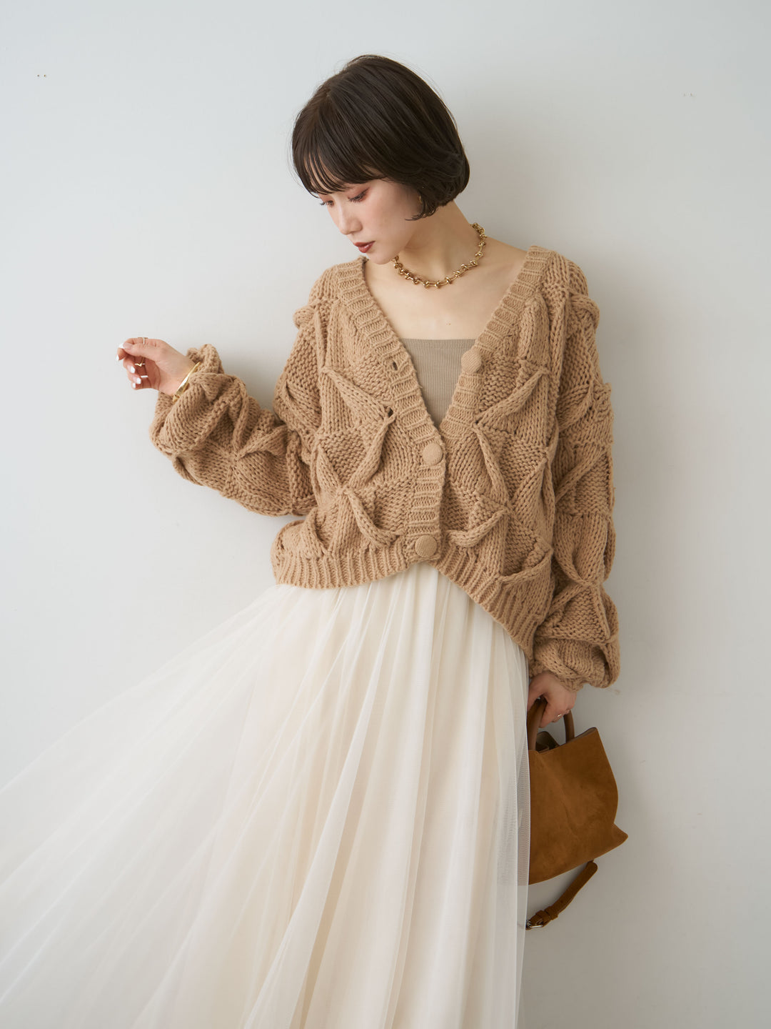 [予約]ダイヤ編立体ニットカーディガン/beige