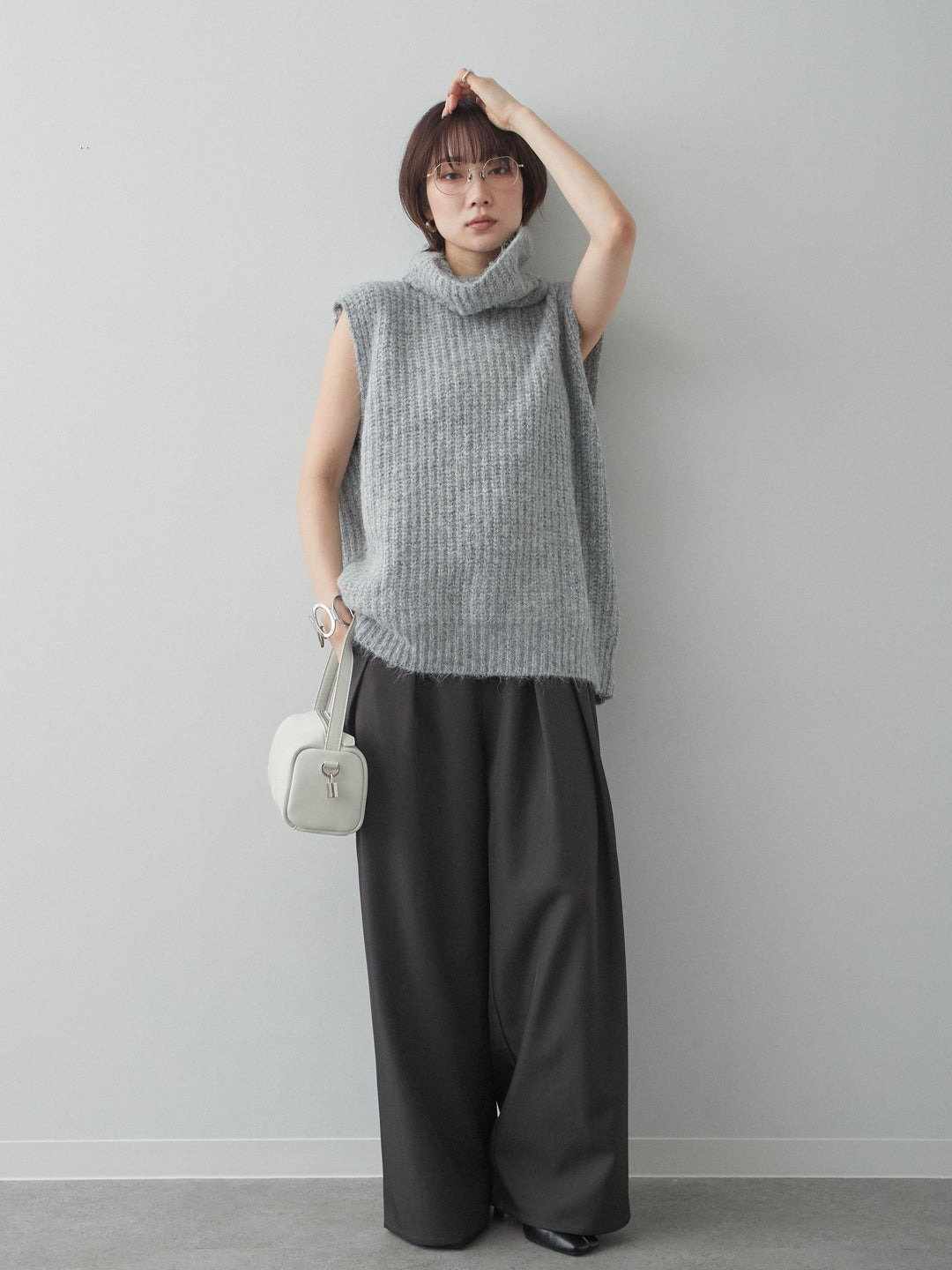 [SET]ハイネックシャギーオーバーニットベスト+ツイルタックワイドパンツ(2set)
