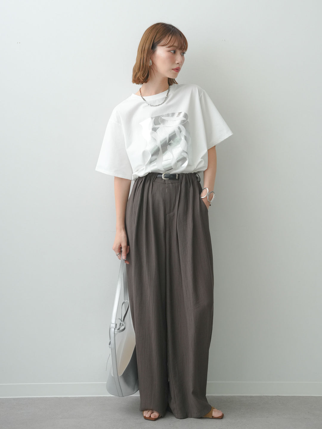 [SET]クールタッチアートロゴオーバーTEE+ベルト付ワッシャーライトワイドパンツ(2set)