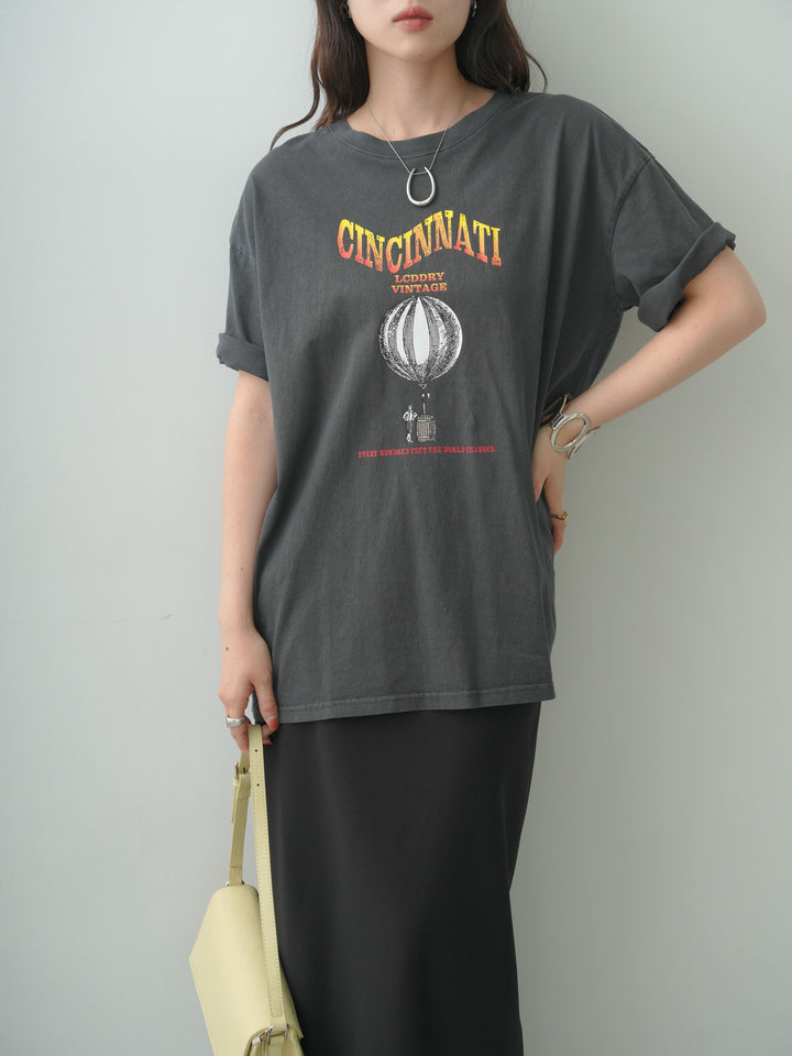 [SET]ヴィンテージライクプリントオーバーTEE+レースヘムストレッチIラインスカート(2set)