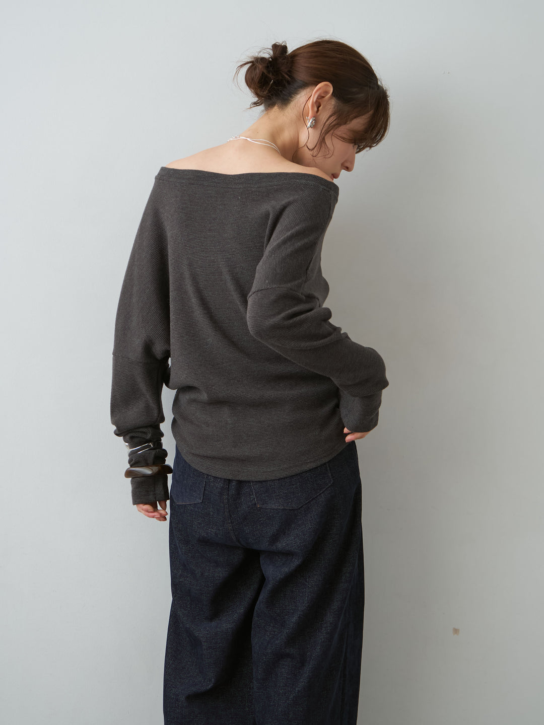[予約]ナポレオンサイドギャザーワイドネックトップス/gray