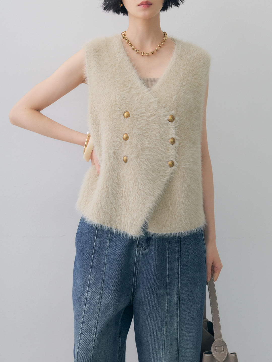 [予約]ゴールドボタンシャギーニットベスト/beige