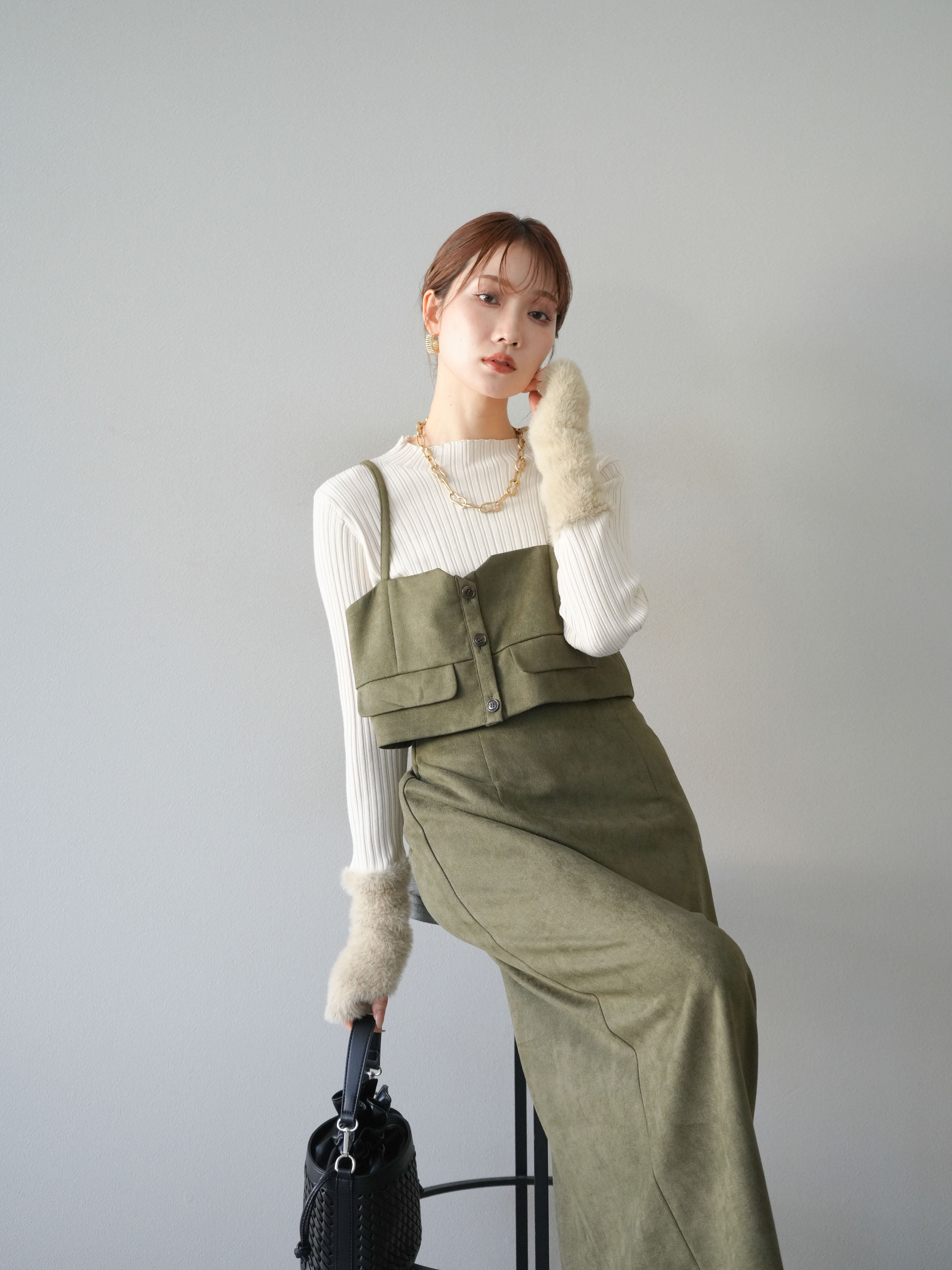 SET]スウェードビスチェ+アームシャギーランダムリブニットトップス+