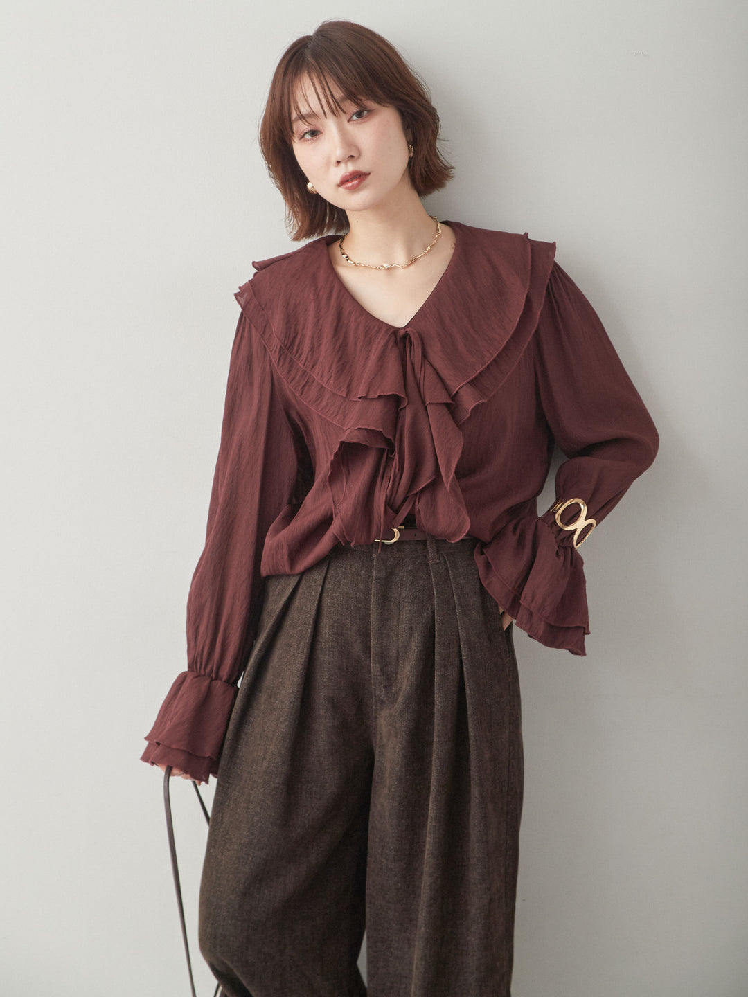 [SET]ラッフルカラーブラウス+ラッフルカラーブラウス(2set)