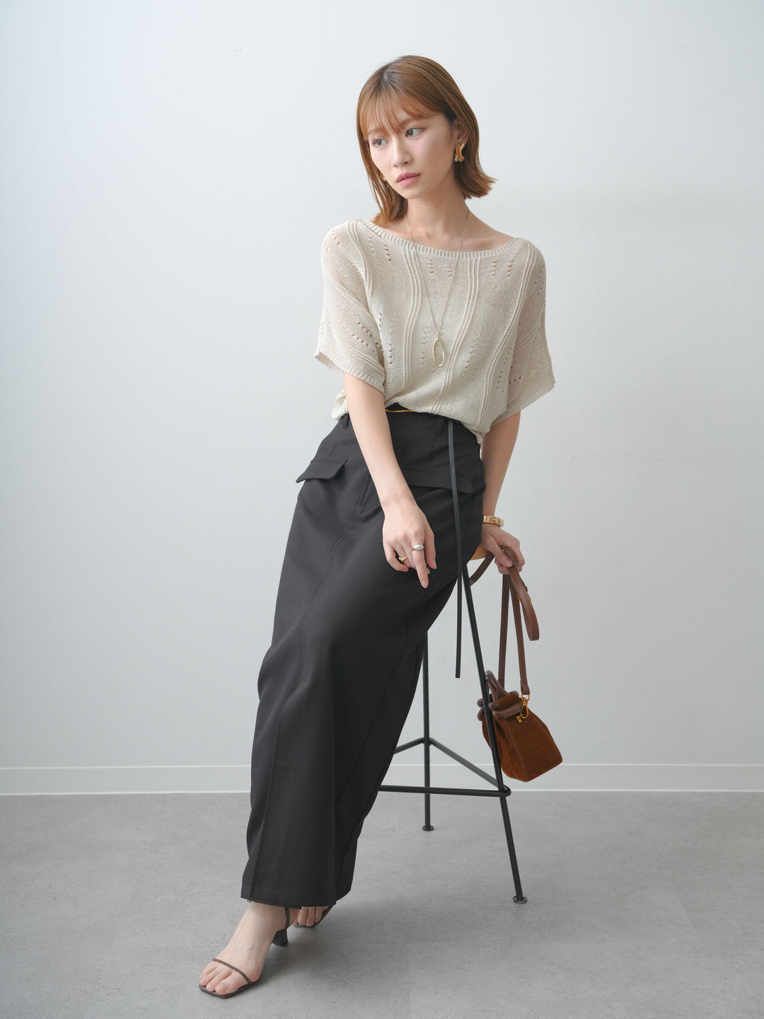 [SET]アイレットサマーニットトップス+クレープデシンフラップ付きストレートスカート(2set)