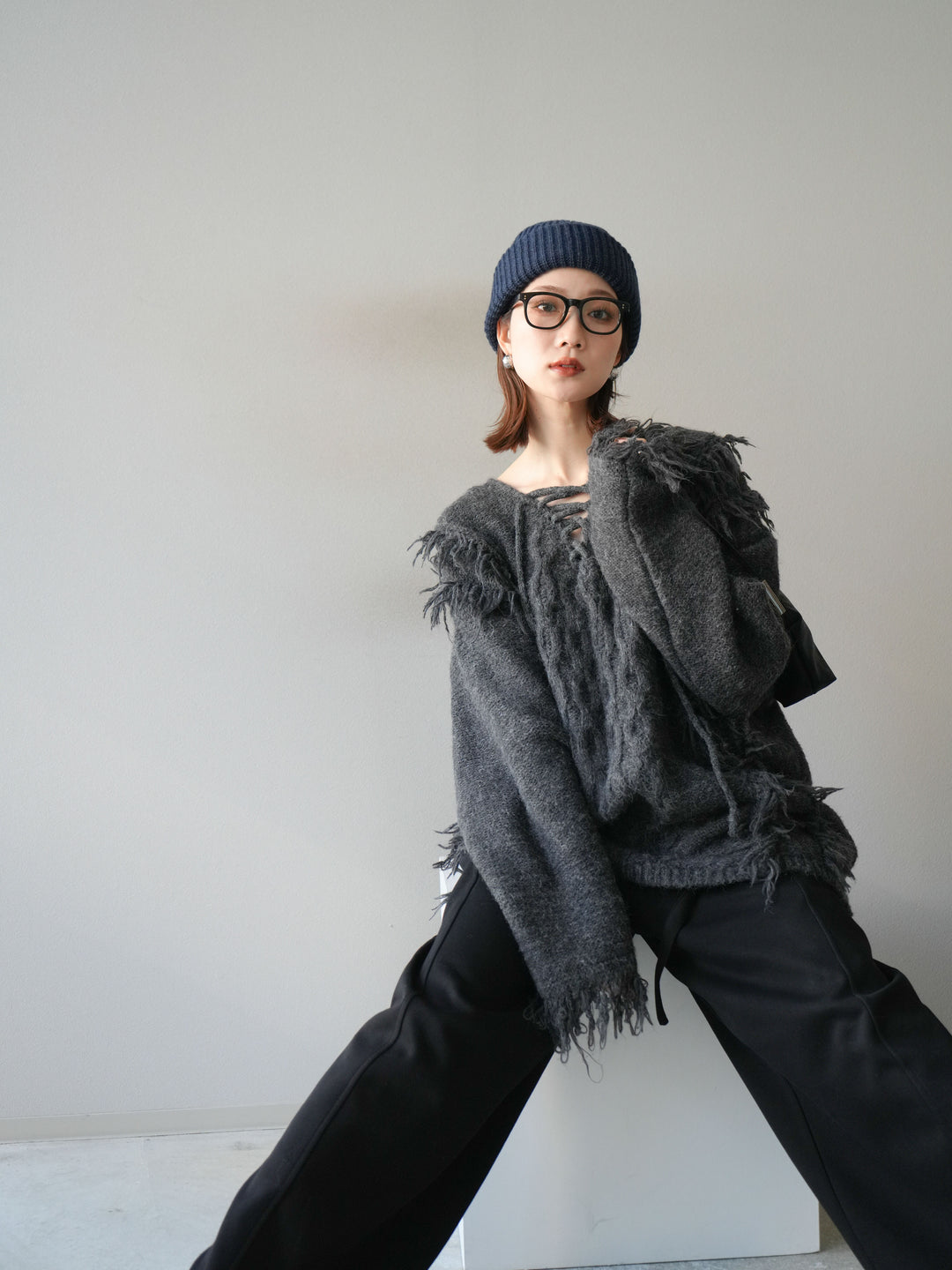 [予約]レースアップフリンジニットプルオーバー/gray