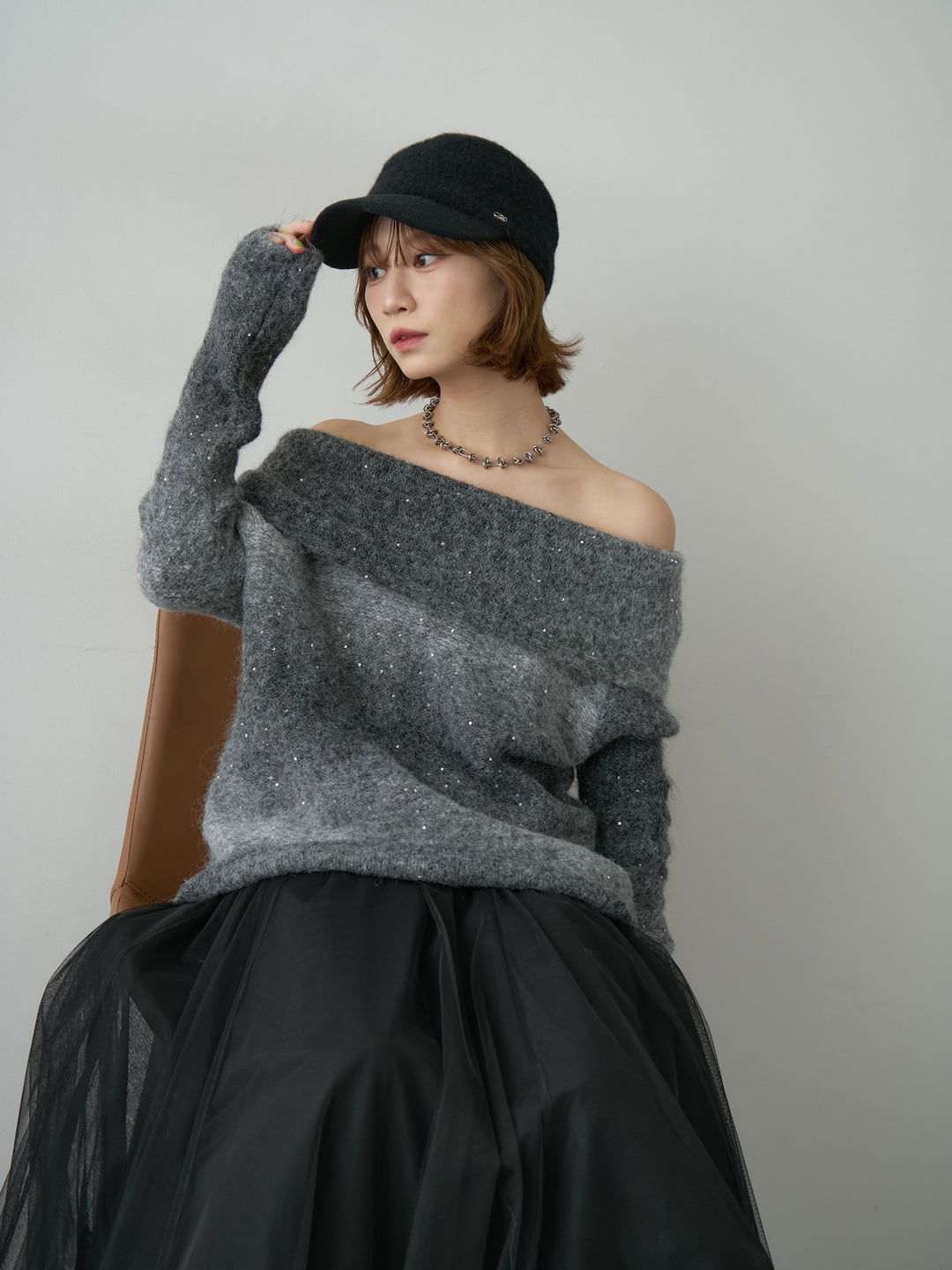 【套裝】露肩漸層針織上衣 + 配件套裝（2 套）
