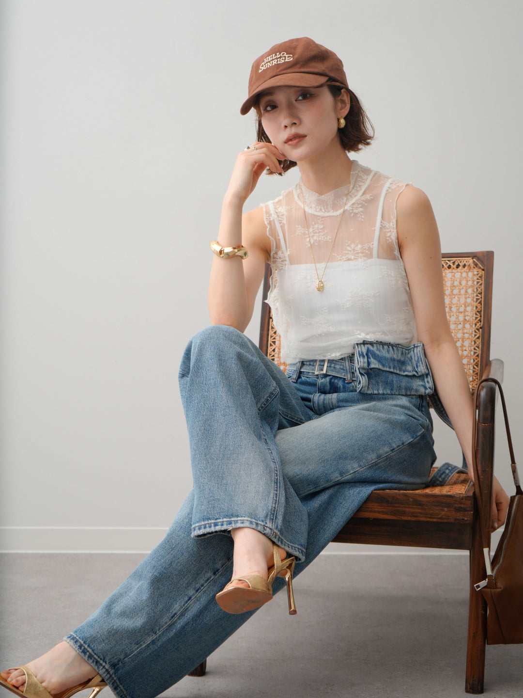 [予約]シースルーストレッチレースノースリトップス/white