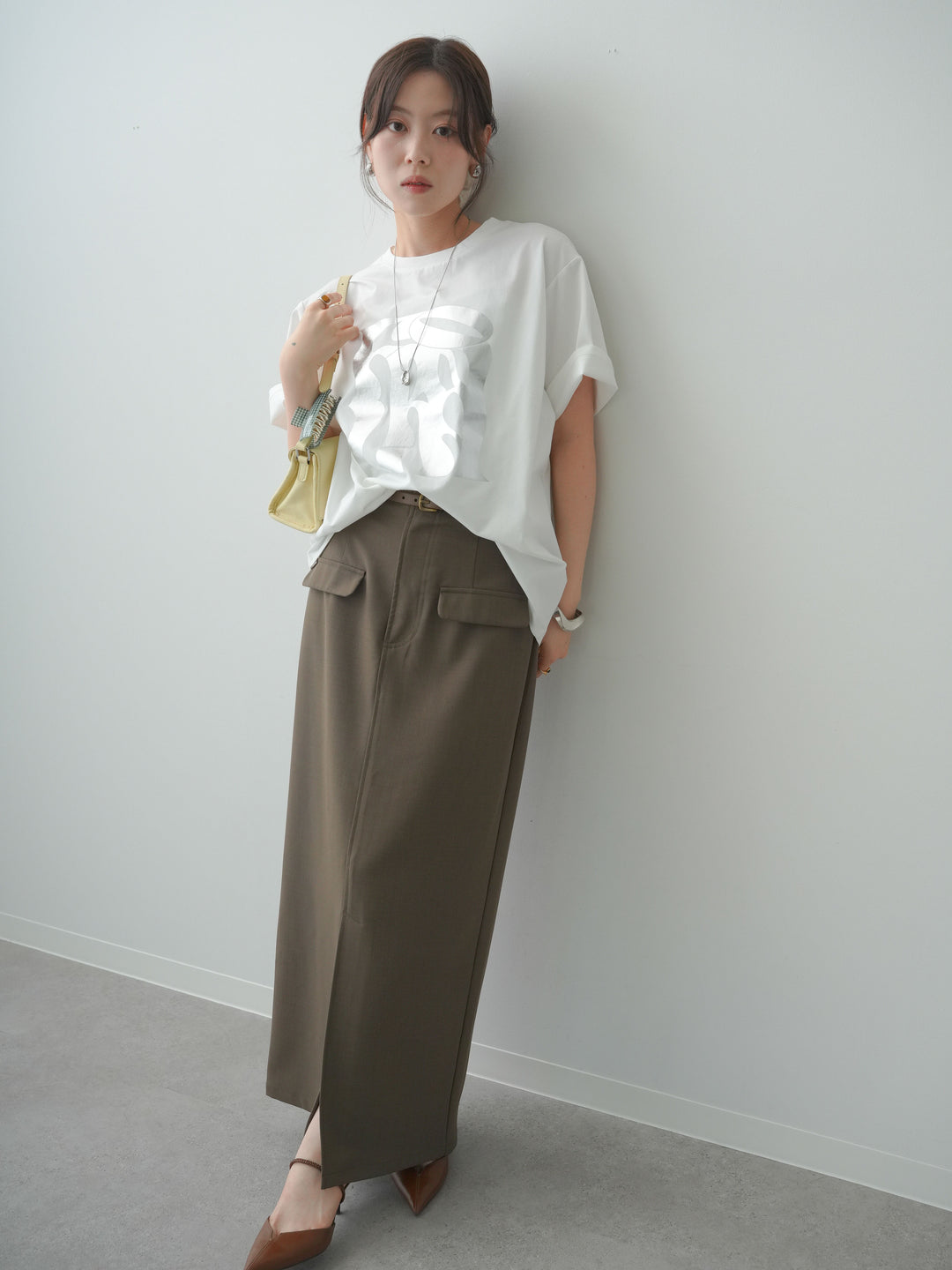 [SET]クールタッチアートロゴオーバーTEE+クレープデシンフラップ付きストレートスカート(2set)