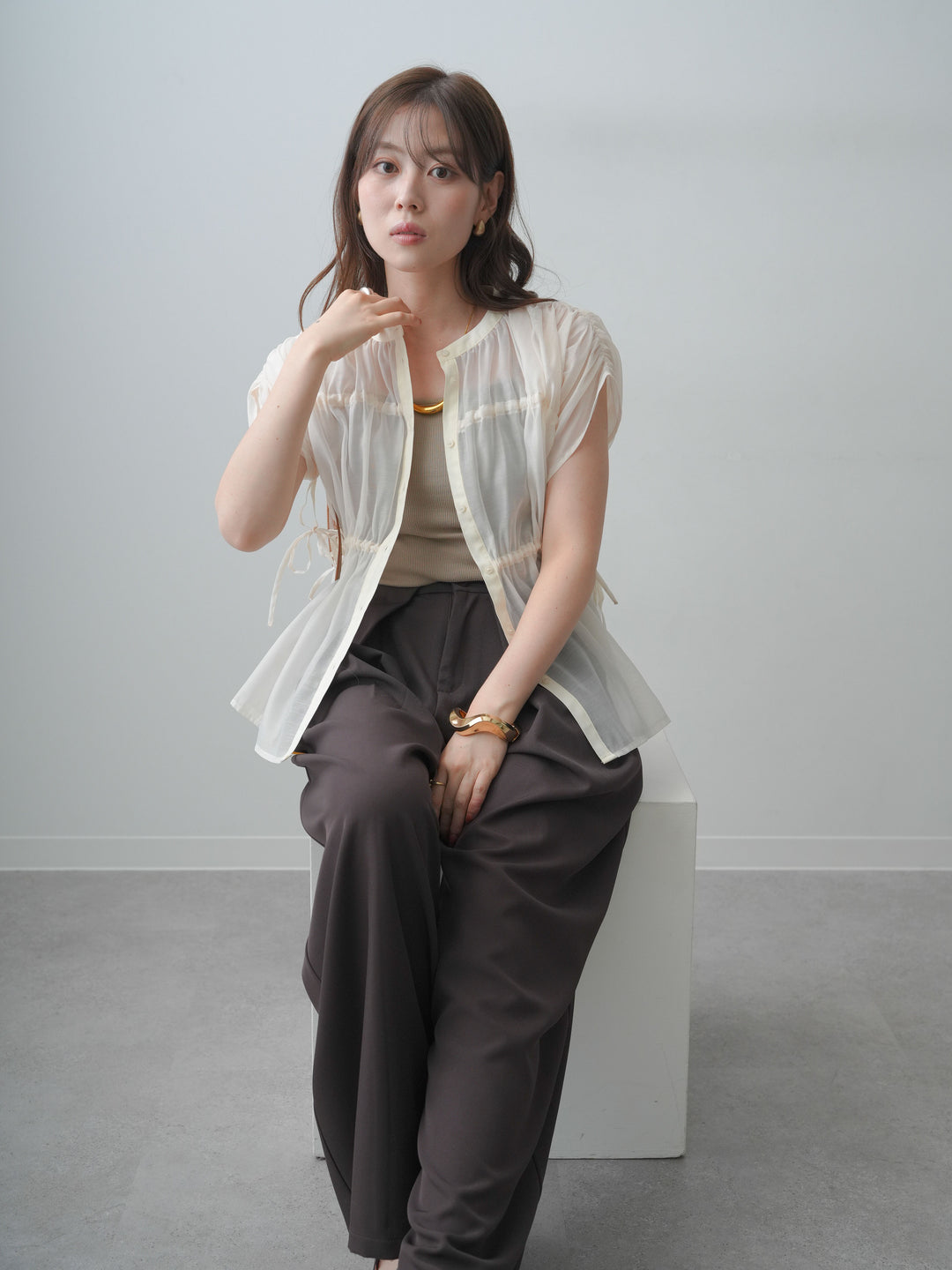 [SET]ギャザーシアーフレンチブラウス+選べるアクセセット(2set)