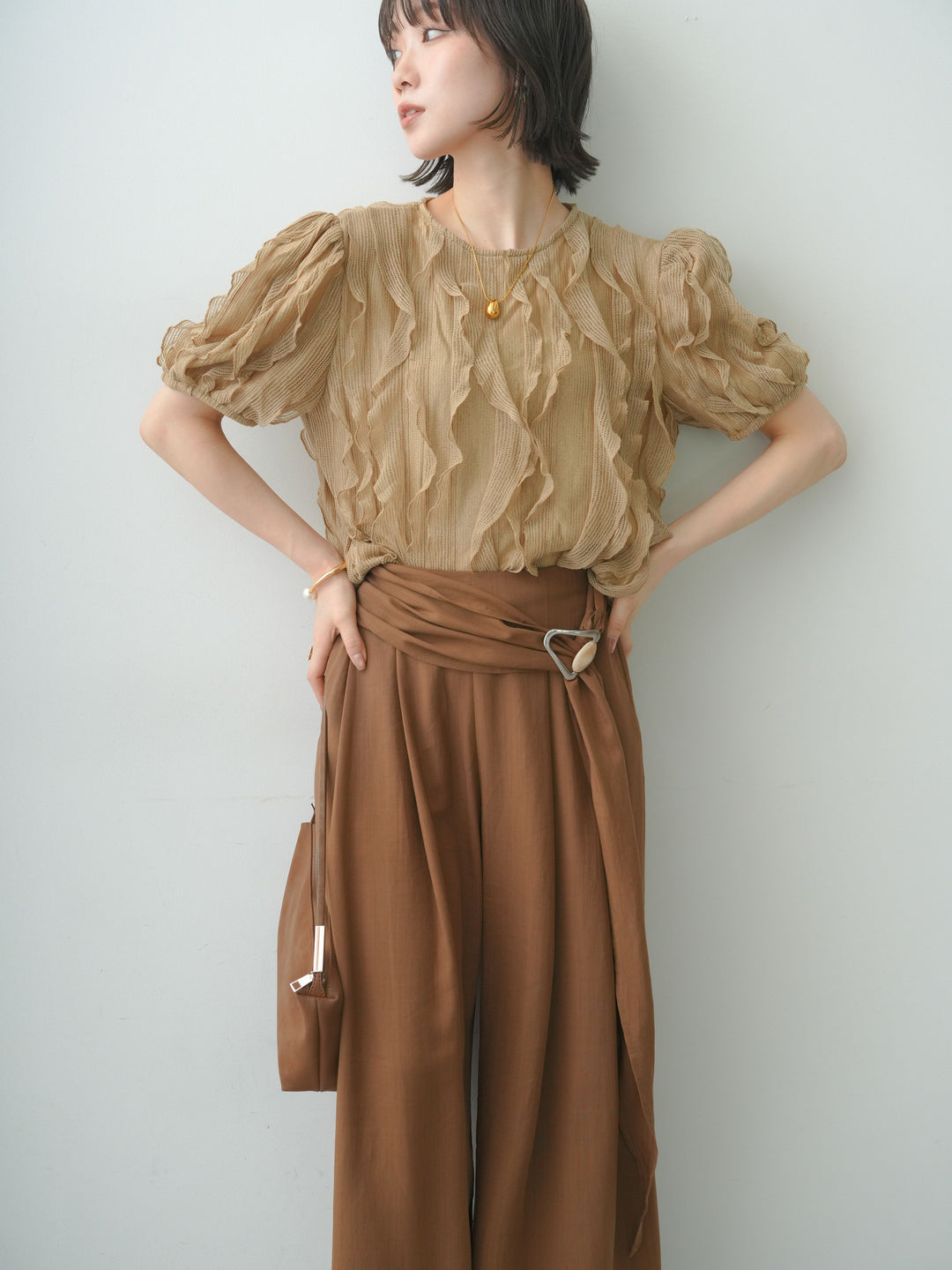 [予約]ウェーブフリルニットトップス/beige