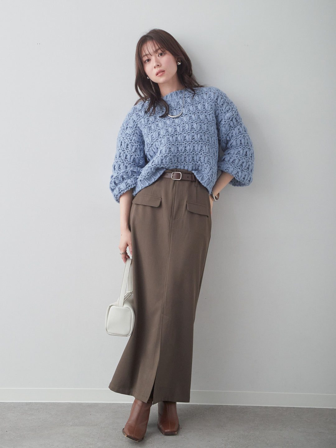 [SET]ループクロップニットトップス+クレープデシンフラップ付きストレートスカート(2set)