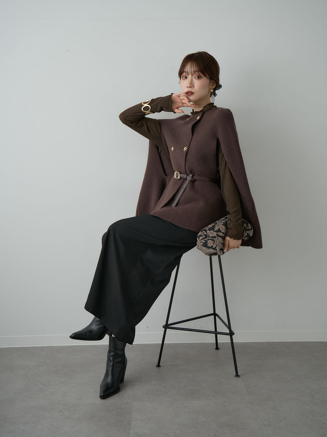 [SET]ゴールドボタンニットケープコート+クレープデシンフラップ付きストレートスカート(2set)