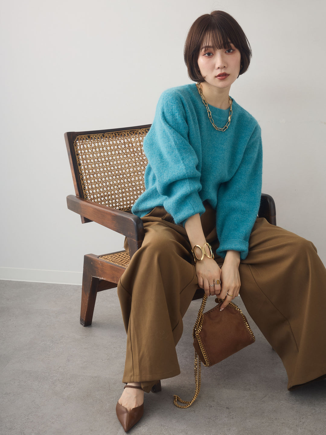 [SET]ソフトヘアリークルーネックニットトップス+ダブルタックドレープストレートワイドパンツ(2set)