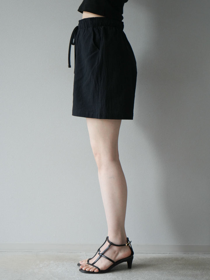 [套裝] 亞麻V領襯衫與短褲套裝（2套）