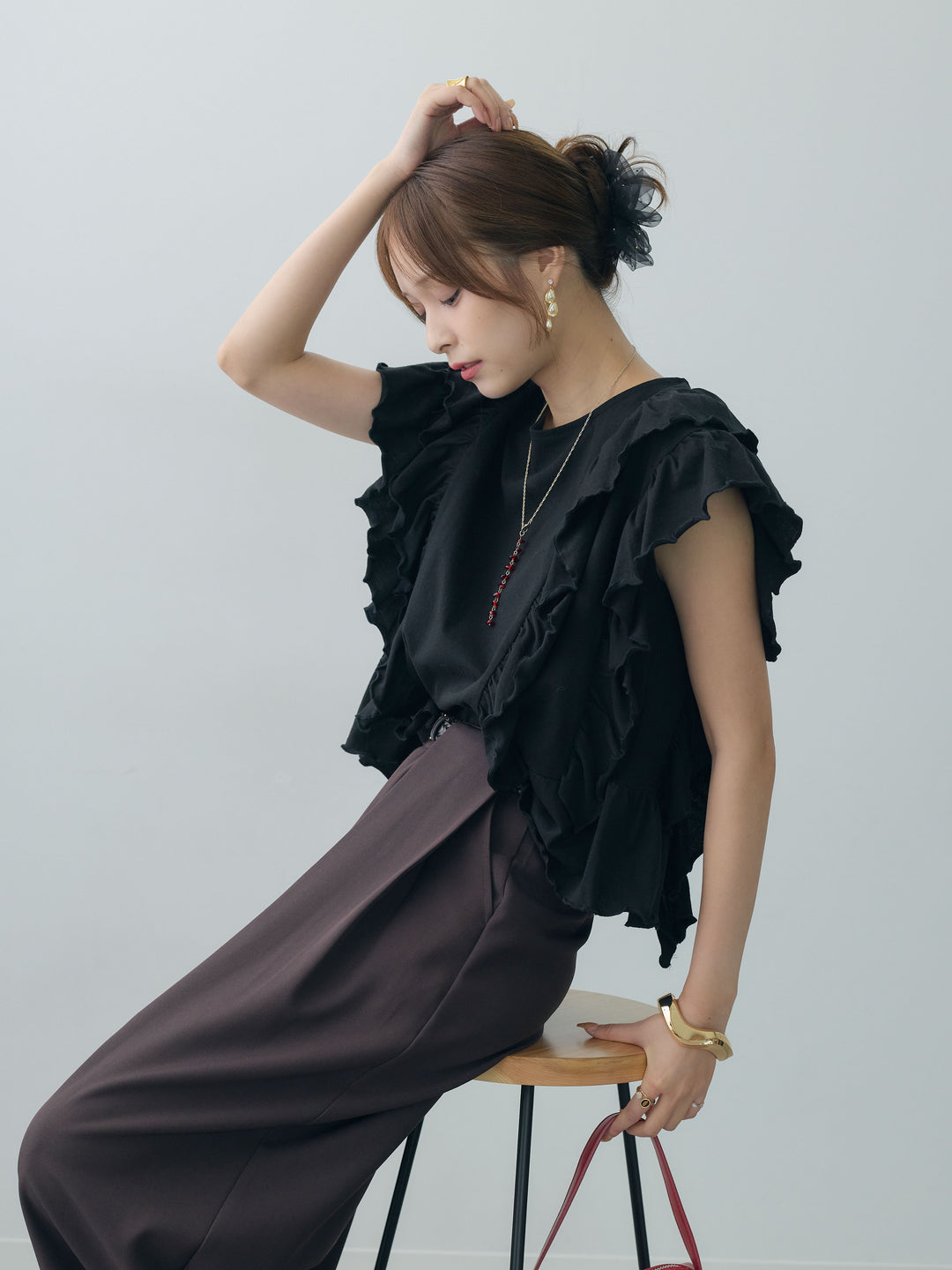 【預購】肩部雙層荷葉邊無袖上衣/黑色