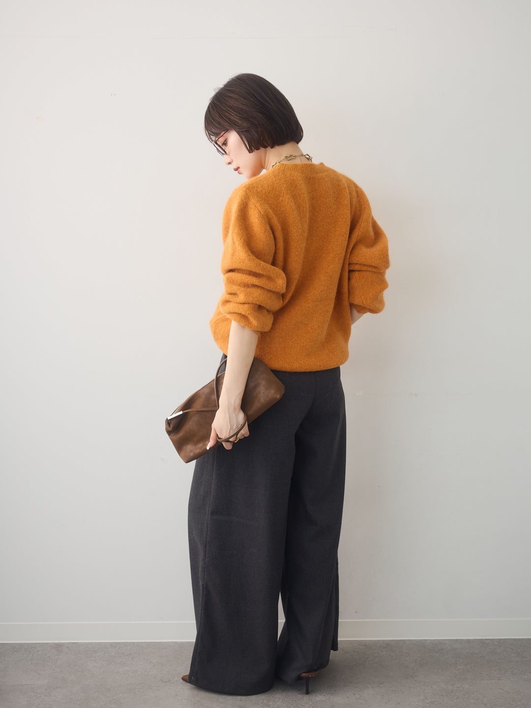 [SET]ソフトヘアリークルーネックニットトップス+ダブルタックドレープストレートワイドパンツ(2set)