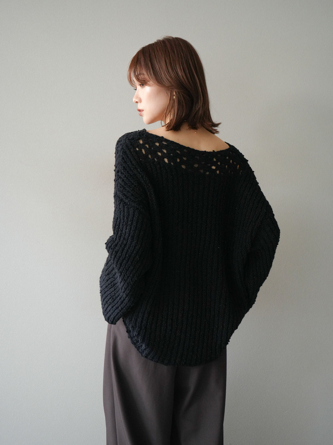 [予約]ボートネック透かし編みニットプルオーバー/navy