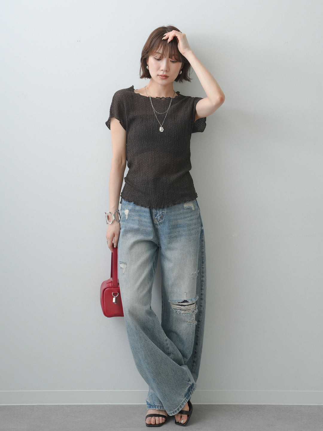 [SET]シャーリングシアーバックオープンフレンチトップス+ダメージデニムセミワイドパンツ(2set)