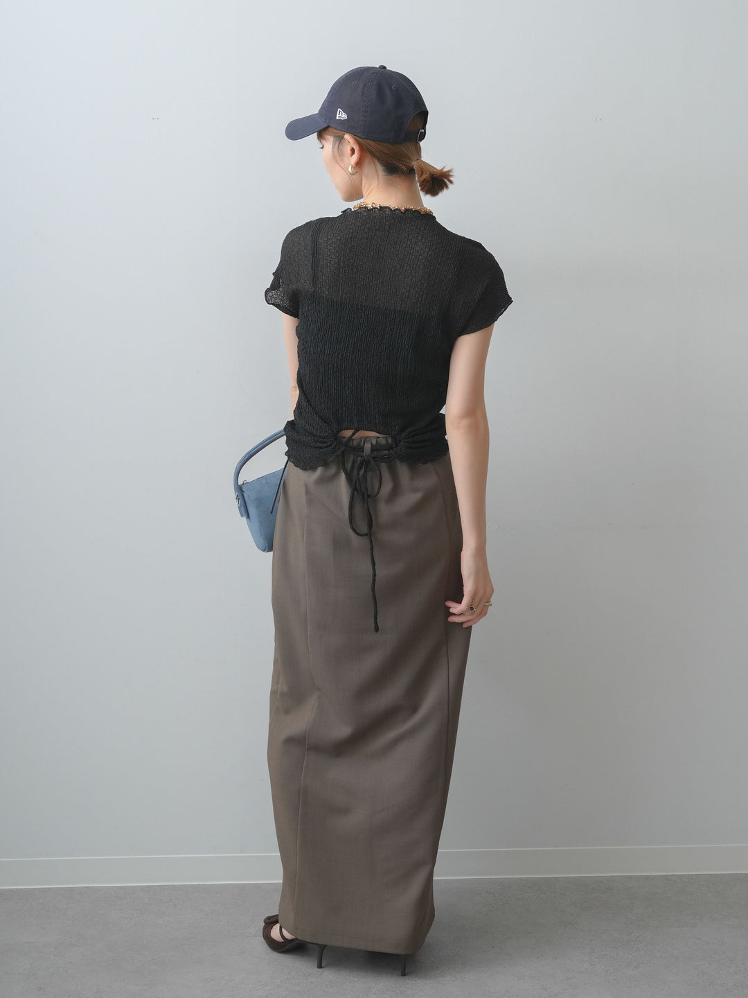 [SET]シャーリングシアーバックオープンフレンチトップス+クレープデシンフラップ付きストレートスカート(2set)