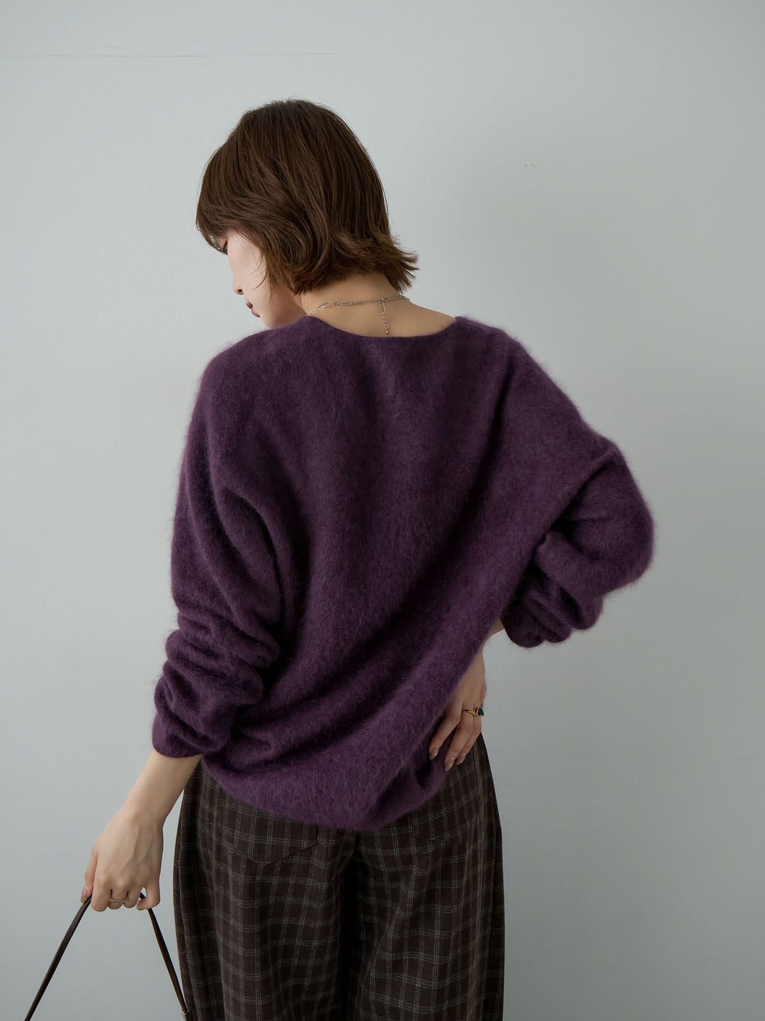 [SET]カシミア混フェザータッチVネックニットトップス+チェックサイドベルトデザインタックパンツ(2set)