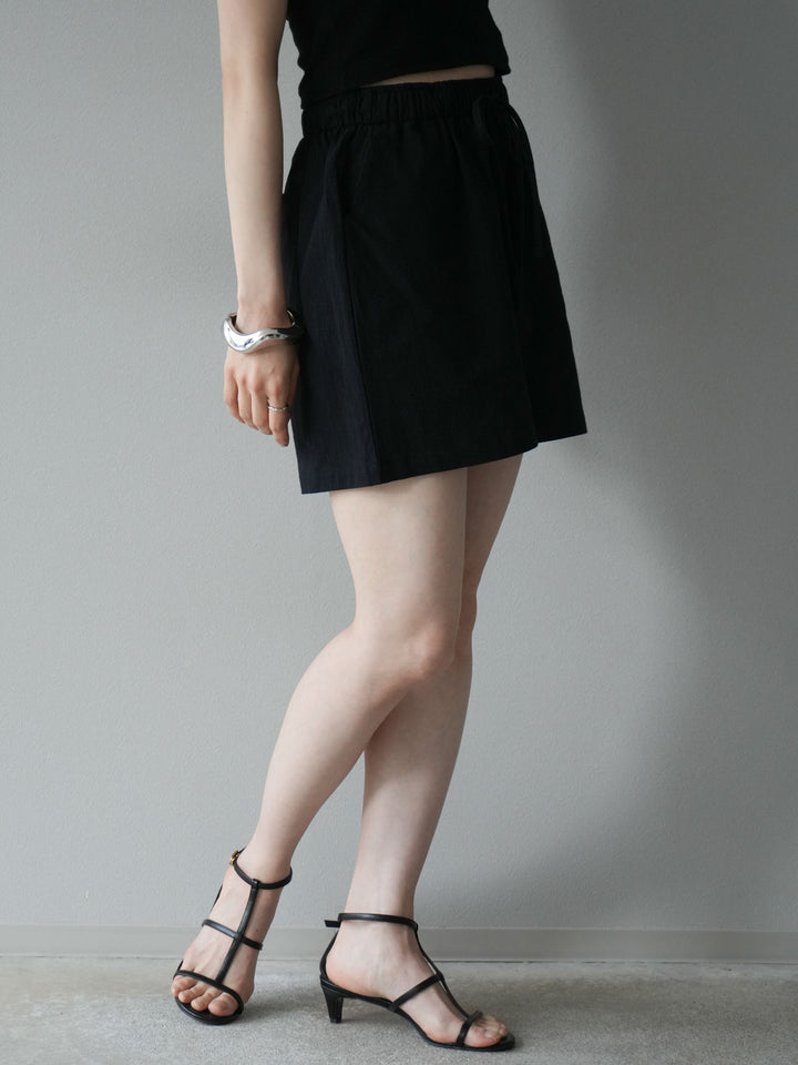 [套裝] 亞麻V領襯衫與短褲套裝（2套）