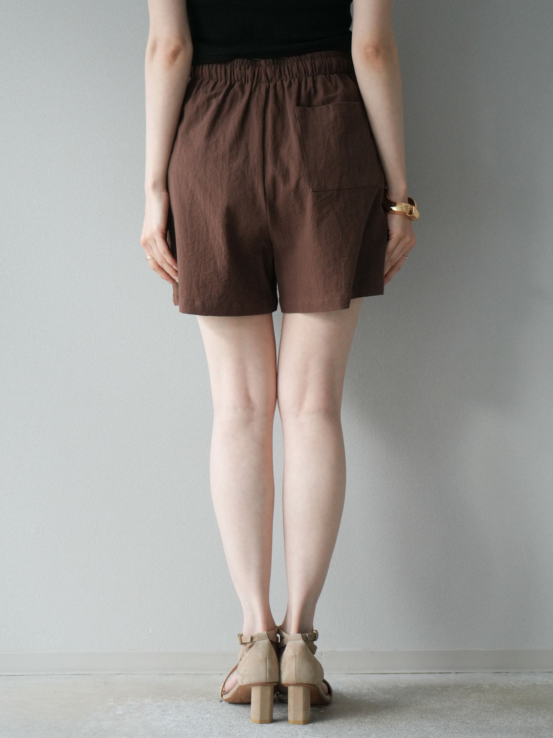 [套裝] 亞麻V領襯衫與短褲套裝（2套）