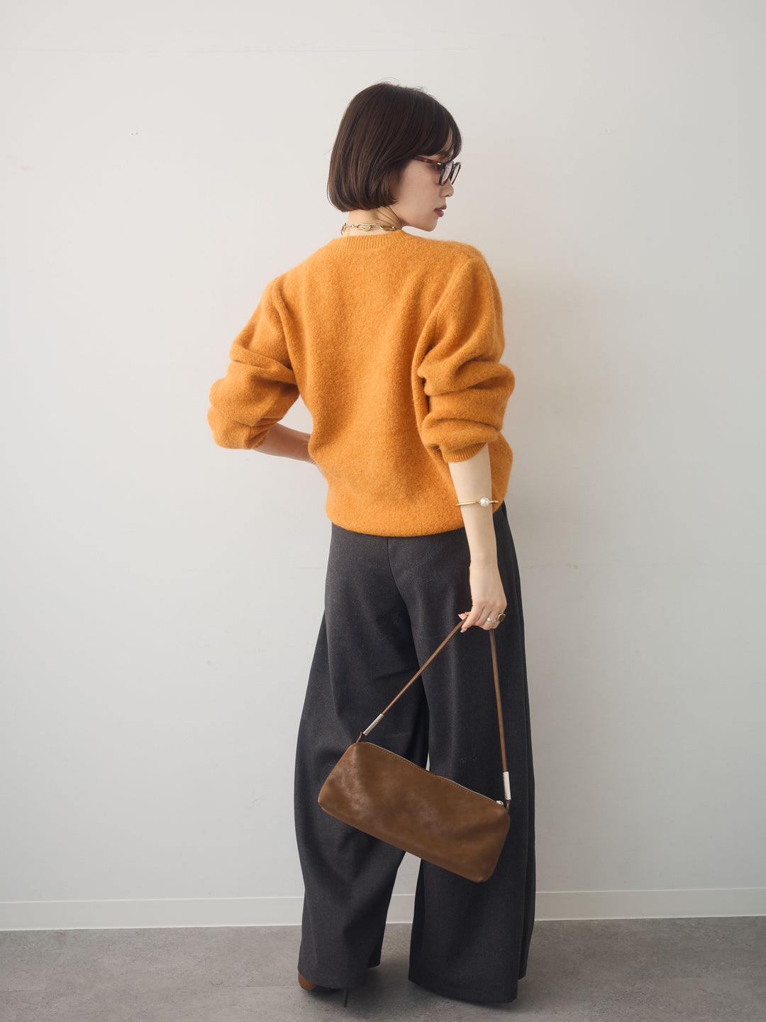 [SET]ソフトヘアリークルーネックニットトップス+ダブルタックドレープストレートワイドパンツ(2set)