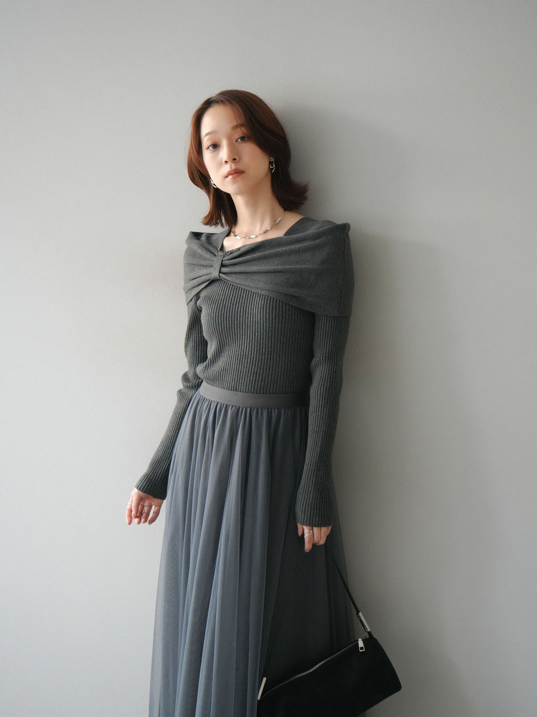 [予約]リボンモチーフオフショルリブニットトップス/gray