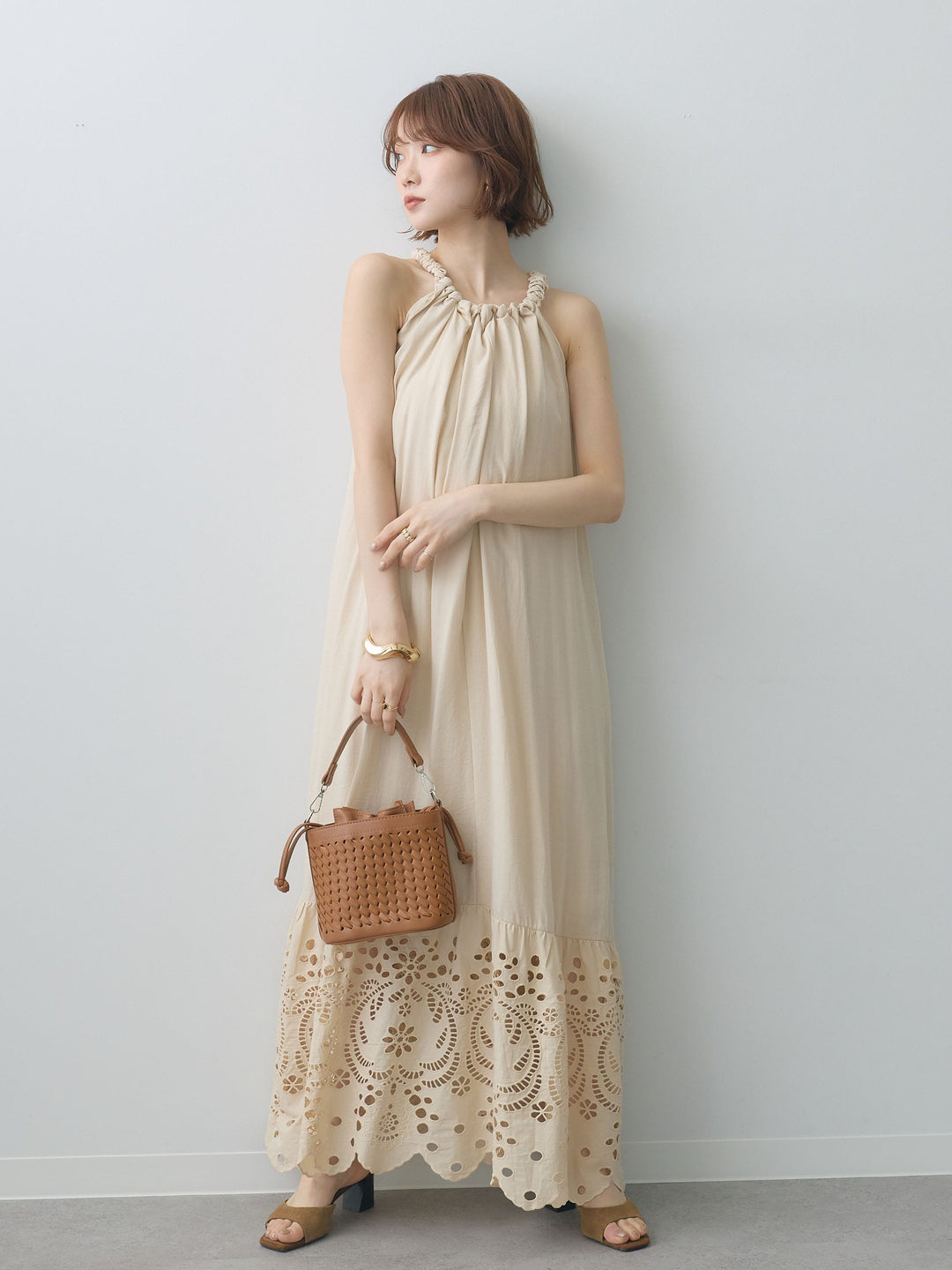 [予約]スカラップヘムカットワークレースキャミワンピース/beige