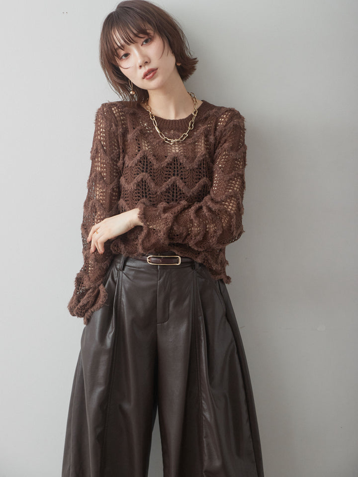 【套裝】波浪紋鏤空針織上衣+帶內置胸墊的羅紋抹胸吊帶衫+仿皮寬腿褲（三件套）
