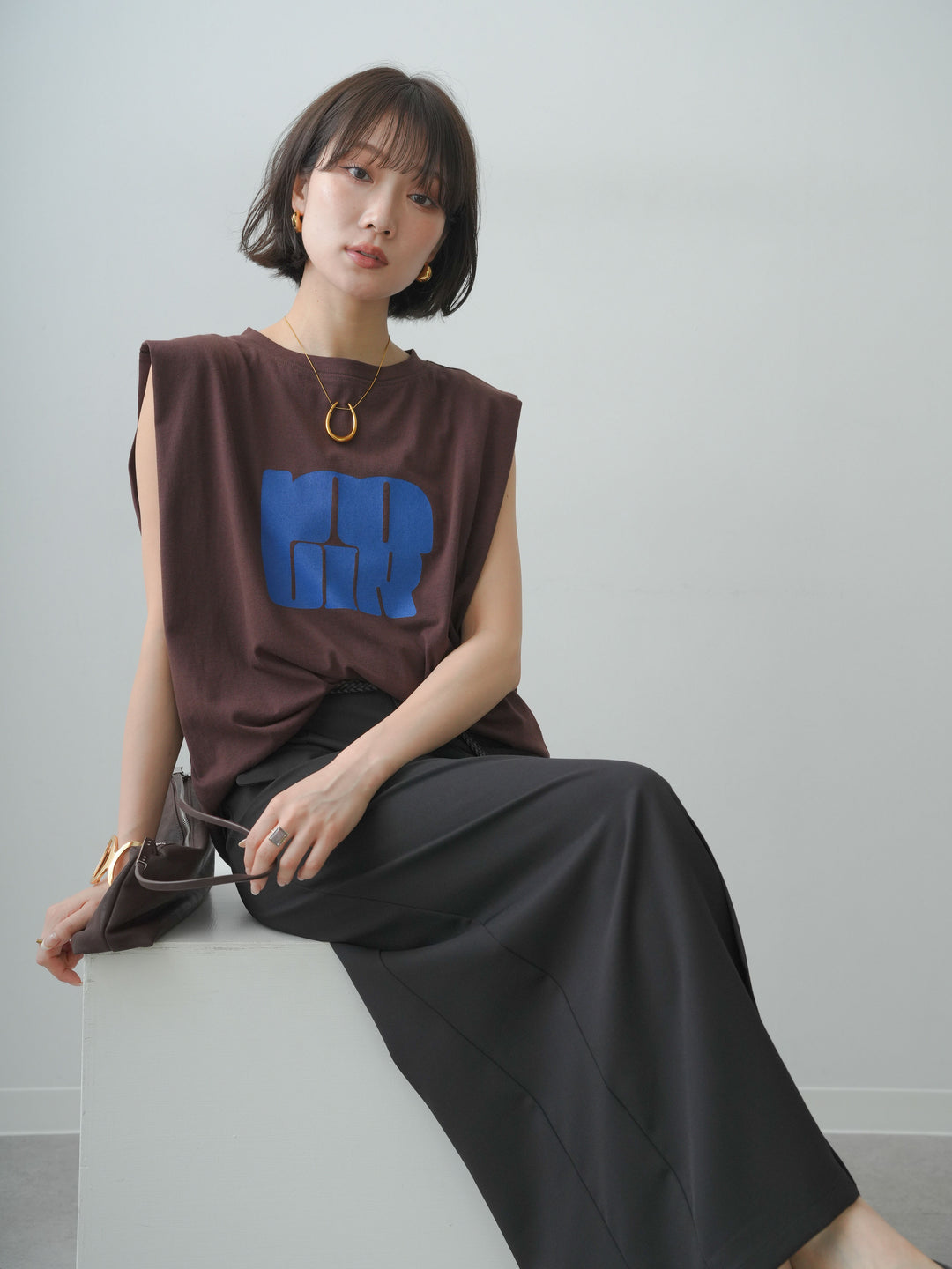 [SET]フロントジップフリルカラーデニムトップス+ショルダータックノースリーブオーバーTEE+ベルトループカーブタックワイドパンツ(3set)