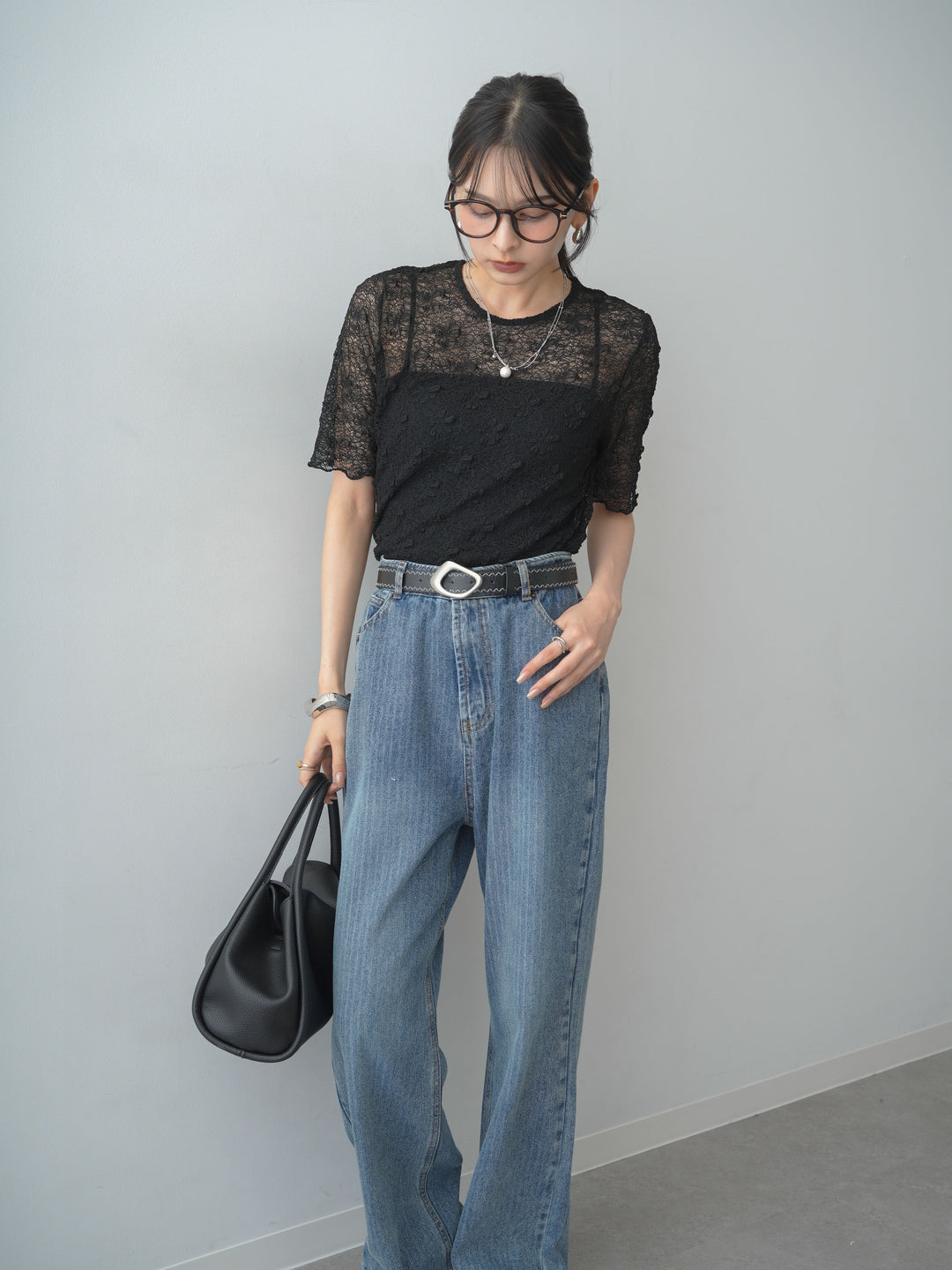 [予約]フラワーモチーフレーストップス/black