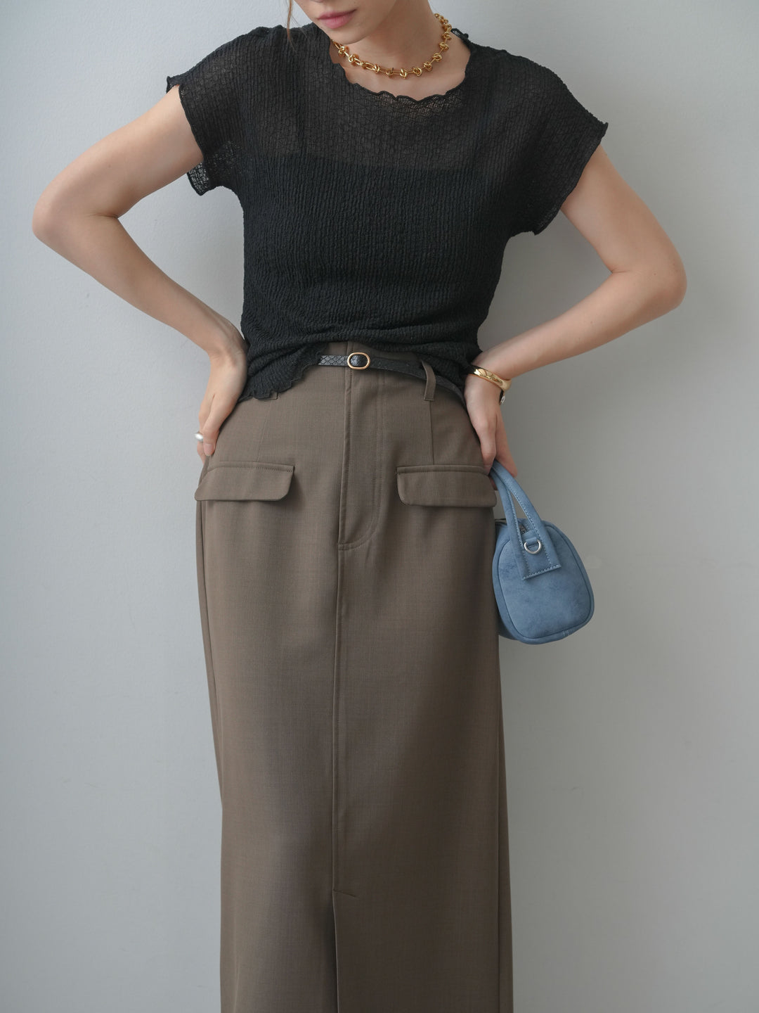 [SET]シャーリングシアーバックオープンフレンチトップス+クレープデシンフラップ付きストレートスカート(2set)