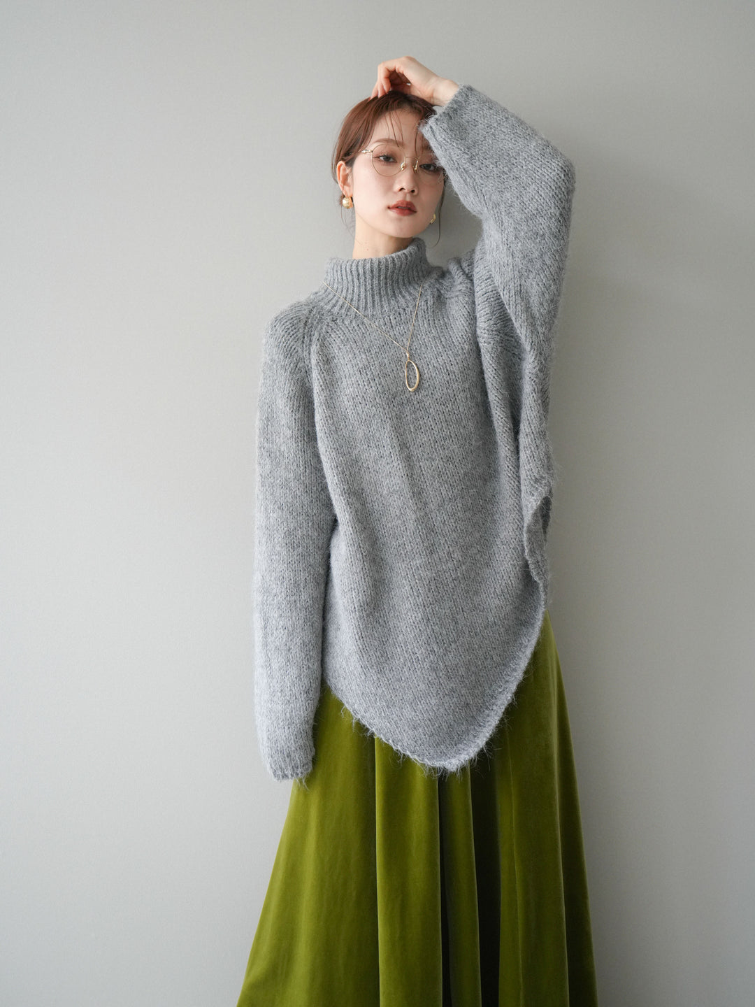 [予約]アシンメトリーハイネックニットプルオーバー/gray