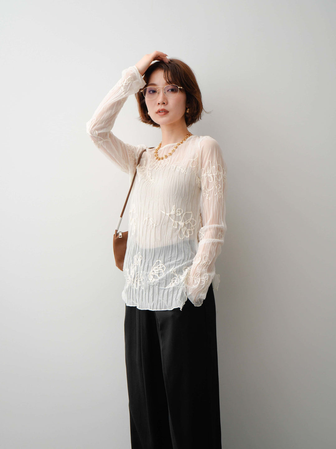 [予約]コード刺繍シアーロングスリーブトップス/ivory