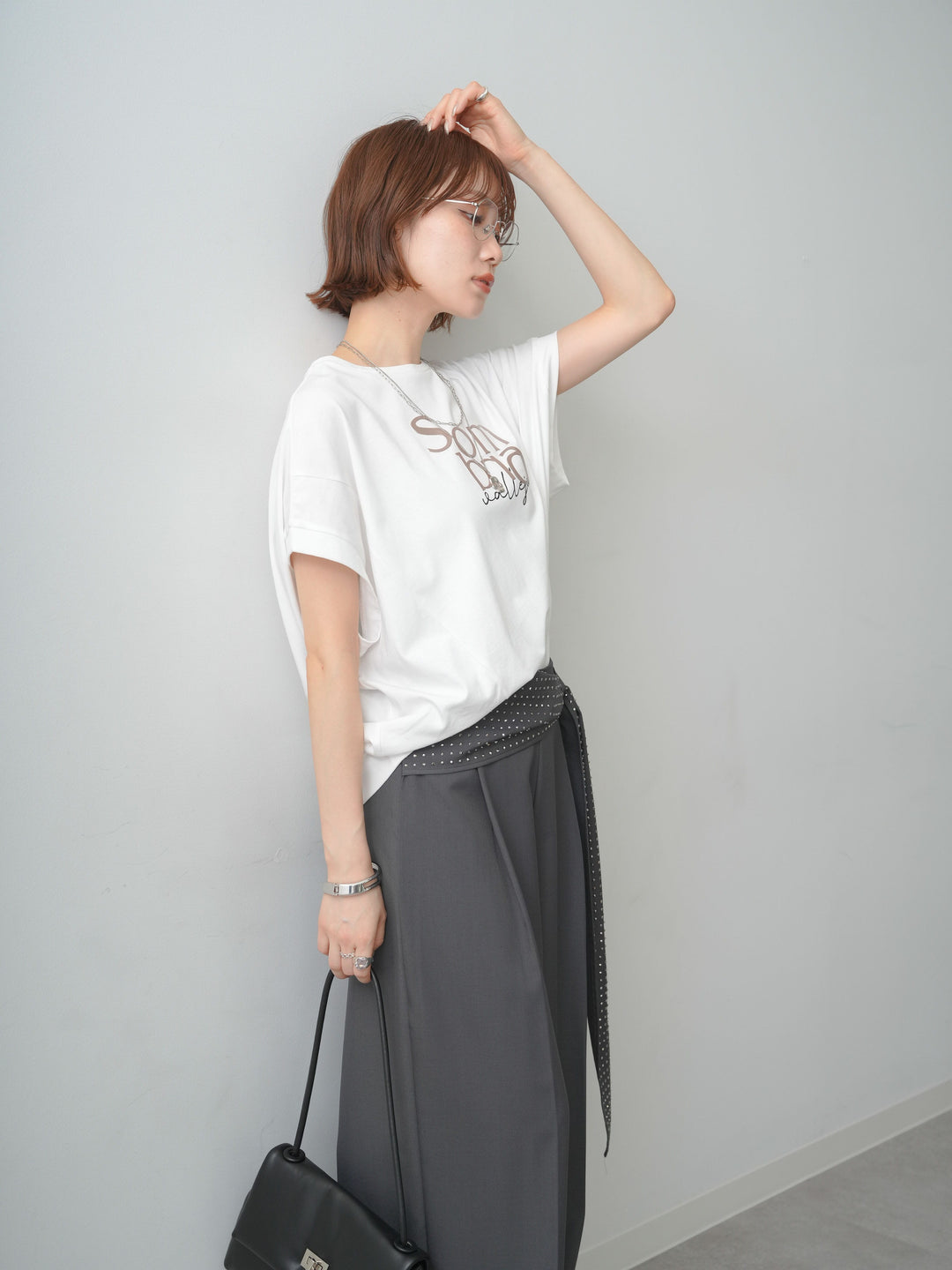 [SET]立体ロゴエンボスTEE +選べるアクセセット(2set)
