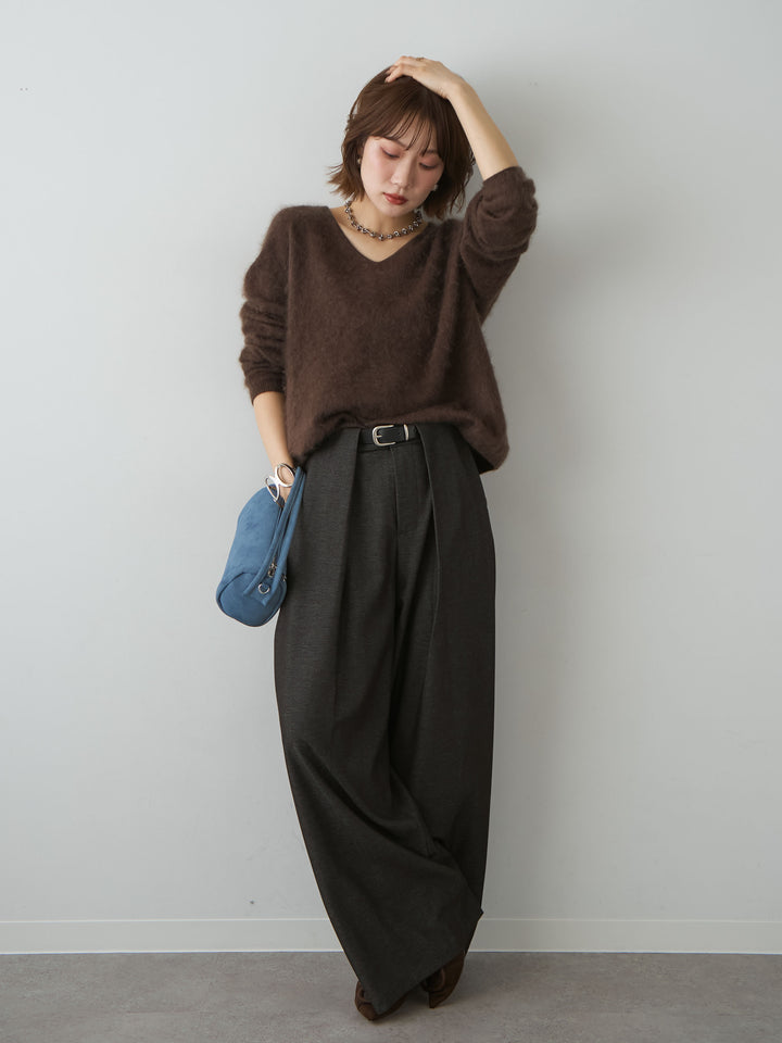 [SET]カシミア混フェザータッチVネックニットトップス+ニューベルトループワイドパンツ(2set)