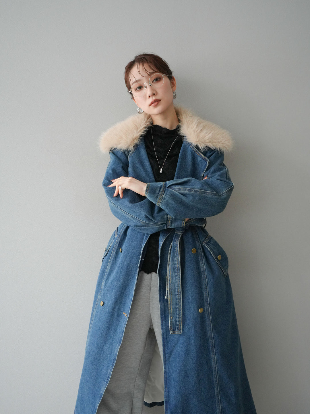 [予約]ファー襟デニムロングコート/blue