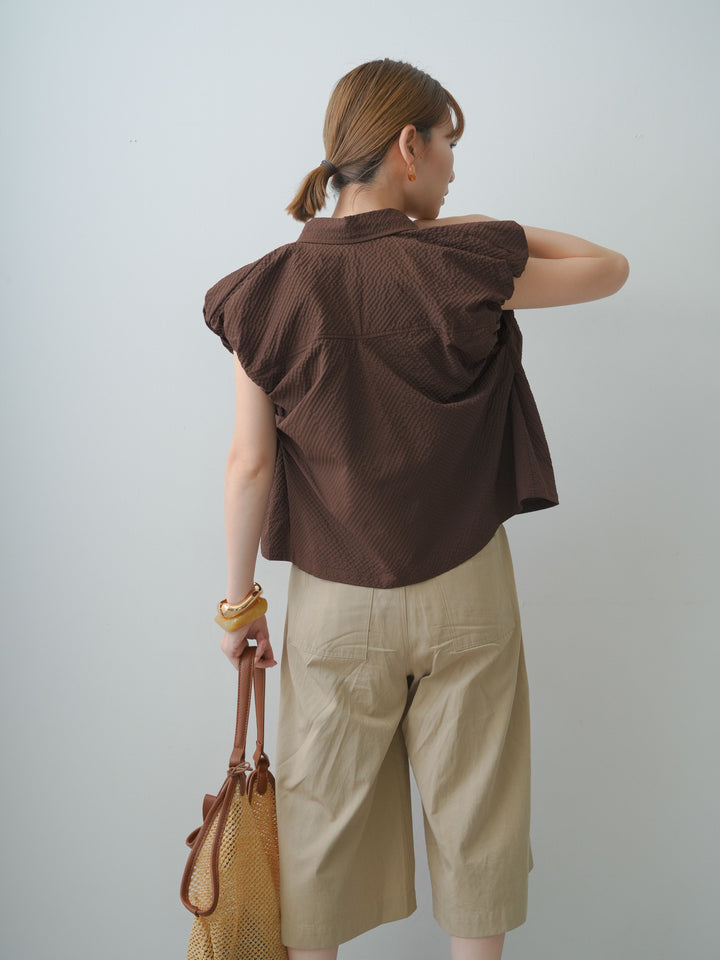 [SET]シアサッカーバルーンスリーブノースリシャツ+ベルトデザインタックミドルパンツ(2set)