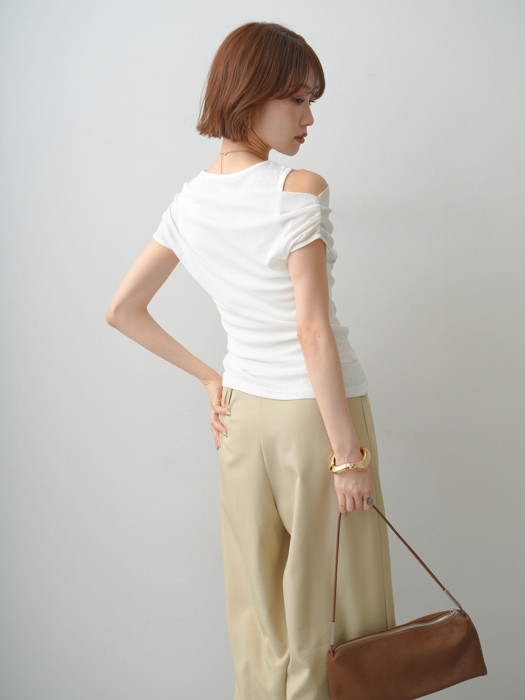 [予約]レイヤードドッキングシアーニットトップス/white