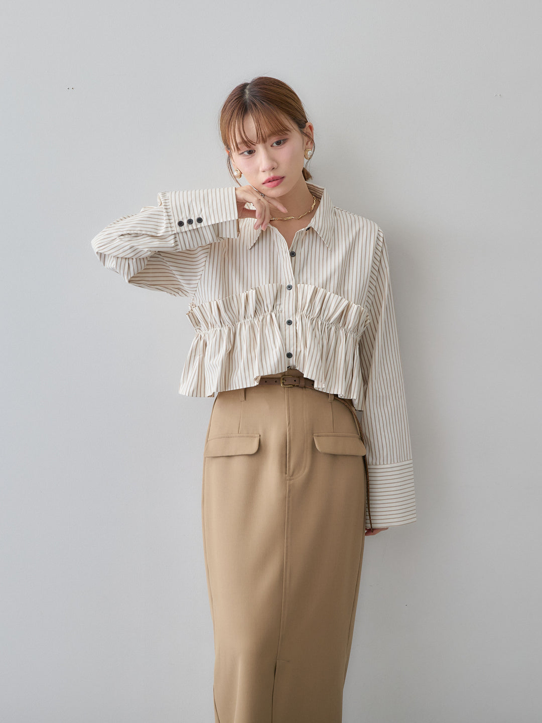 [SET]ストライプフリルシャツ+クレープデシンフラップ付きストレートスカート(2set)