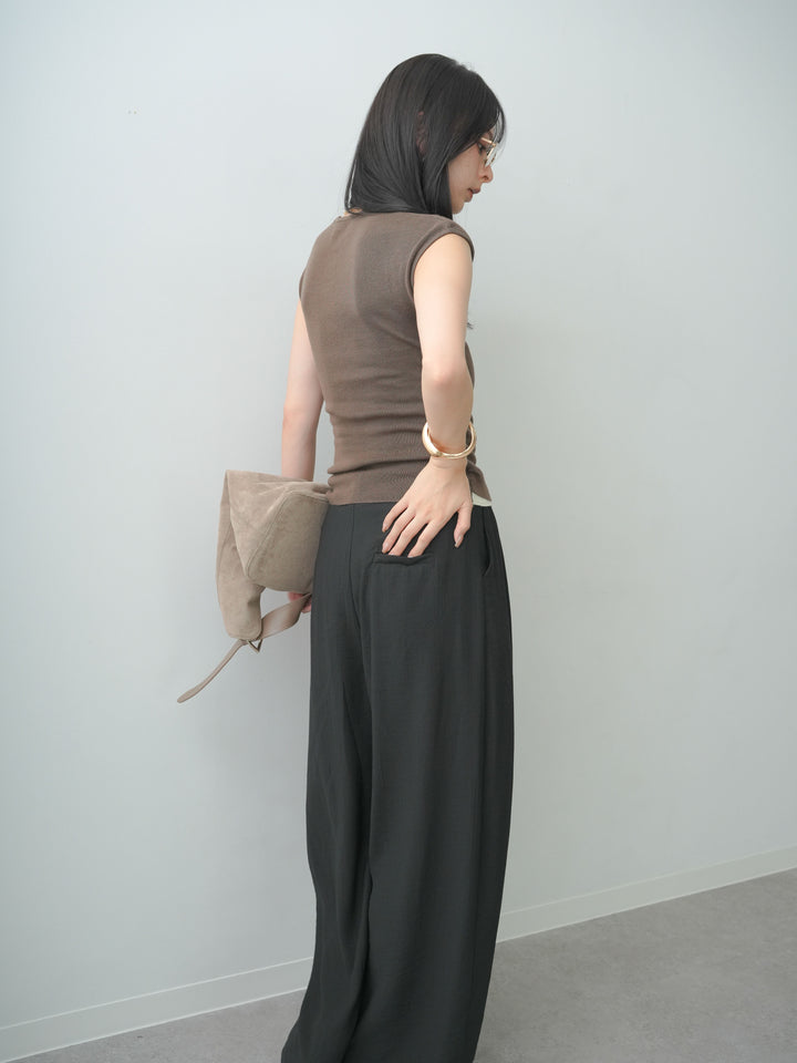 [予約]フロントレイヤードVネックニットトップス/brown