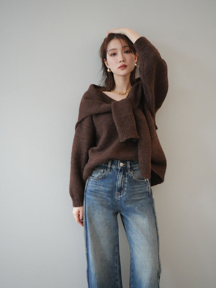 [予約]ストール付きVネックニットプルオーバー/brown