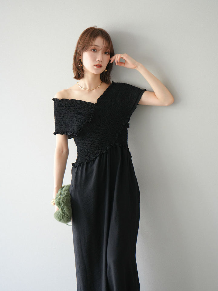 [予約]シャーリングクロスサロペット/ブラック