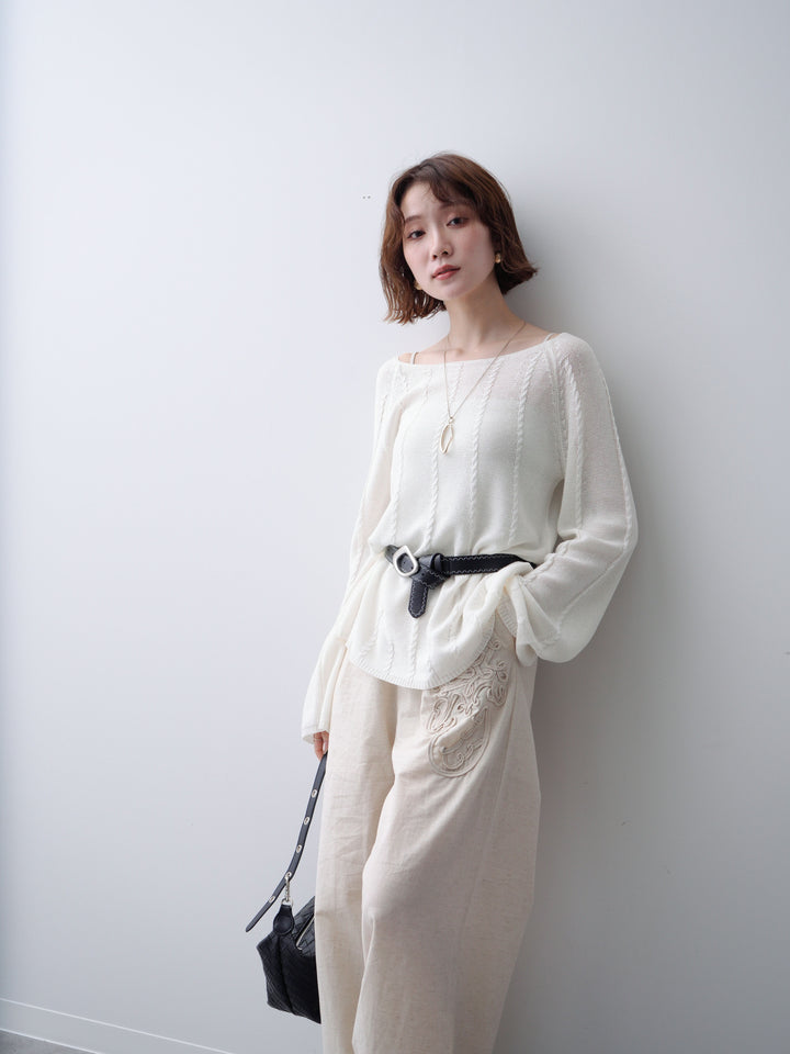 [予約]ベルト付ケーブルデザインニットトップス/white