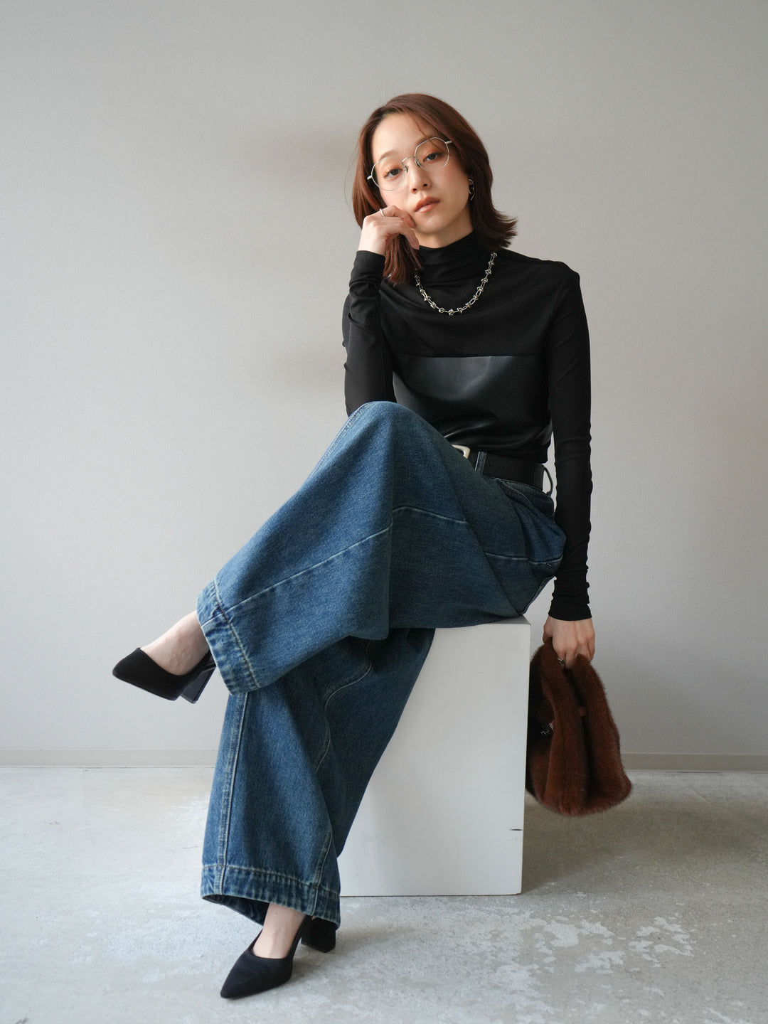 [予約]レザー切替プチネックシアートップス/black