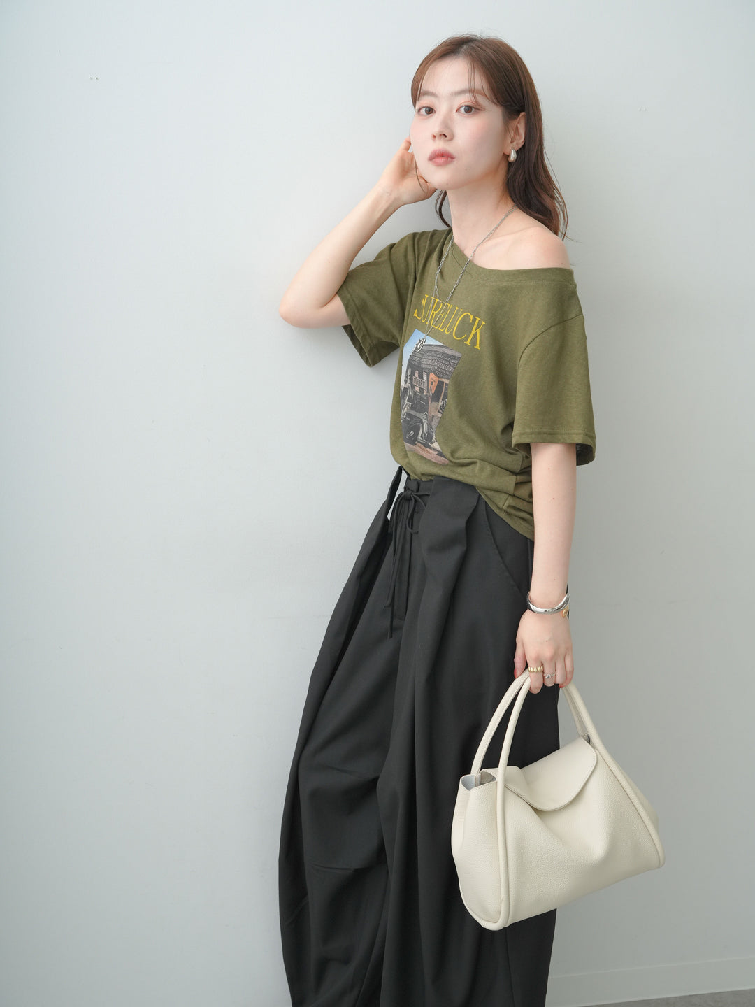 [SET]ワイドネックプリントTEE+ベルトループカーブタックワイドパンツ(2set)