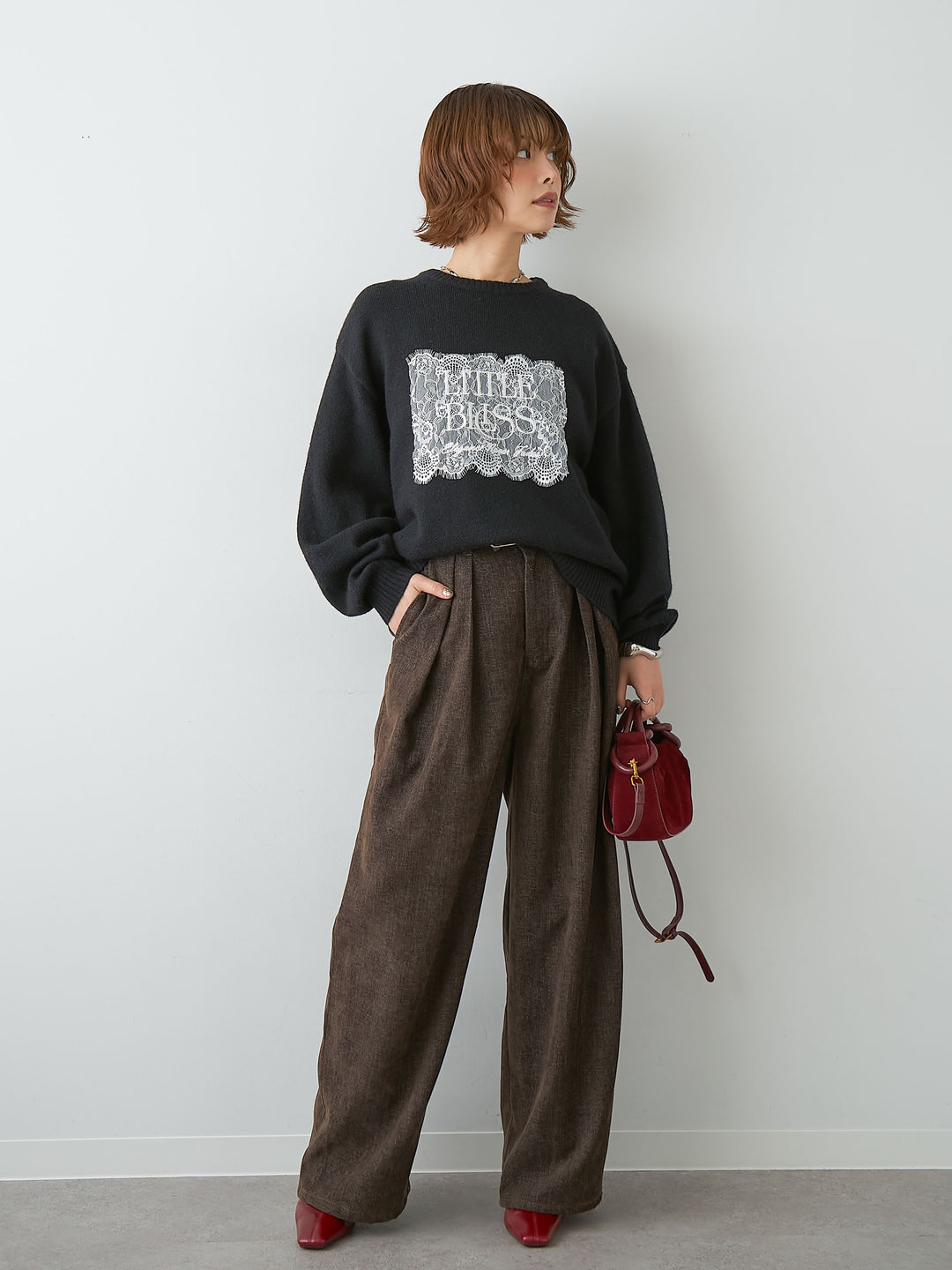 [SET]アルパカタッチ刺繍レースロゴニットプルオーバー+ベロアデニムタックワイドパンツ(2set)